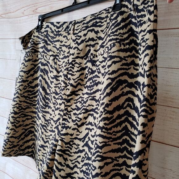 Good American Summer Boss Zebra Print High Waist Shorts Size 22 Brown Black - Picture 8 of 10